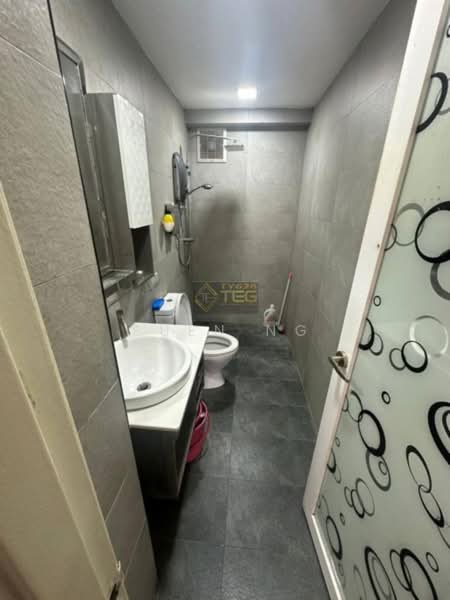 Apartment for Rent at Pelangi Heights - Suen Ng - Bathroom - PropertyGuru.com.my