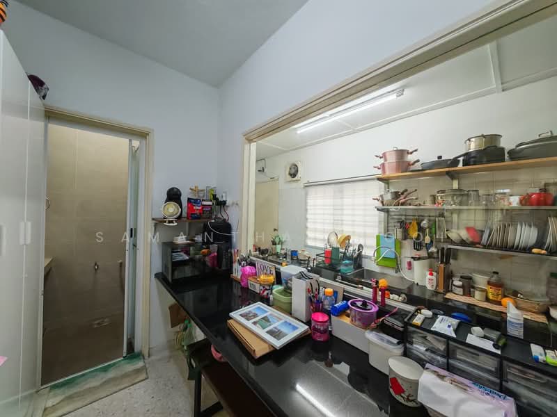 2-storey Terraced House for Sale in SS19 (Subang Jaya) - Samantha Chooi - Kitchen - PropertyGuru.com.my