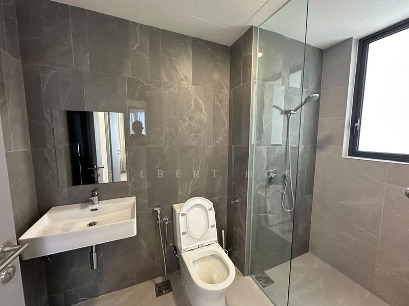 Pangsapuri untuk Disewa di Sfera - Gilbert Hor - Bathroom - PropertyGuru.com.my