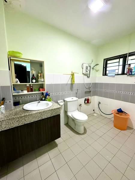 Semi-Detached House for Sale in Taman Nusa Idaman (Iskandar Puteri (Nusajaya)) - Karl Lim - Bathroom - PropertyGuru.com.my