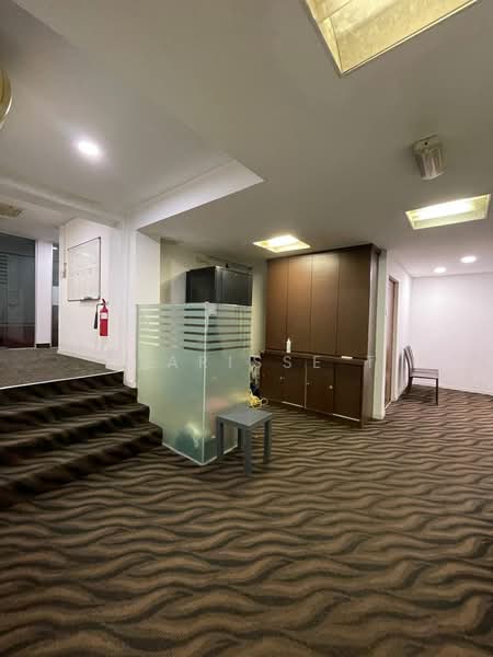 Shop / Office untuk Dijual di Jalan Klang Lama (Old Klang Road) (Kuala Lumpur) - Clarisse T - Entrance - PropertyGuru.com.my