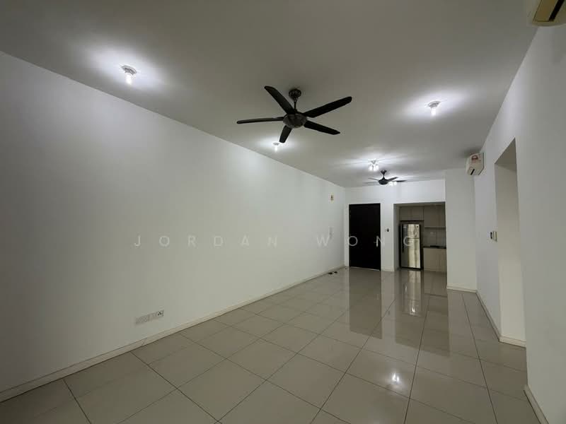 Condominium for Sale at The WaterEdge (Pinggiran Air) - Jordan Wong - Living Room - PropertyGuru.com.my