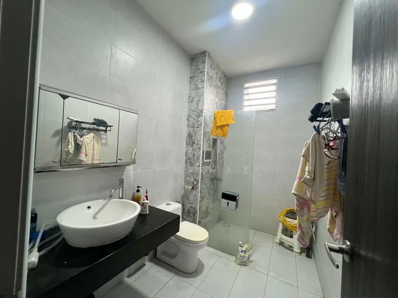 Cluster House for Sale in Skudai (Johor) - Kym Kee - Bathroom - PropertyGuru.com.my