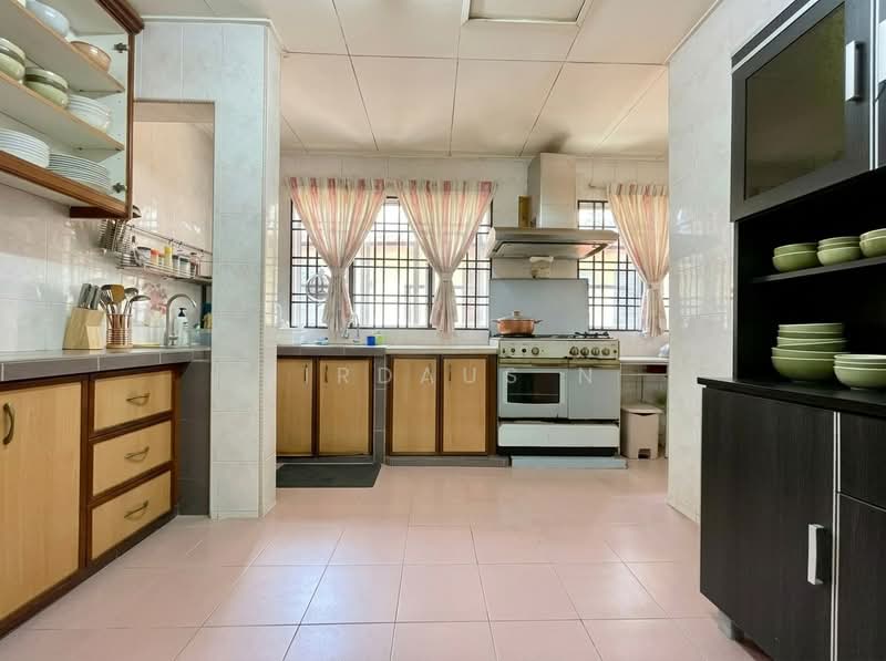 Rumah Teres 2-Tingkat untuk Dijual di Bukit Jelutong (Shah Alam) - Firdaus N - Kitchen - PropertyGuru.com.my