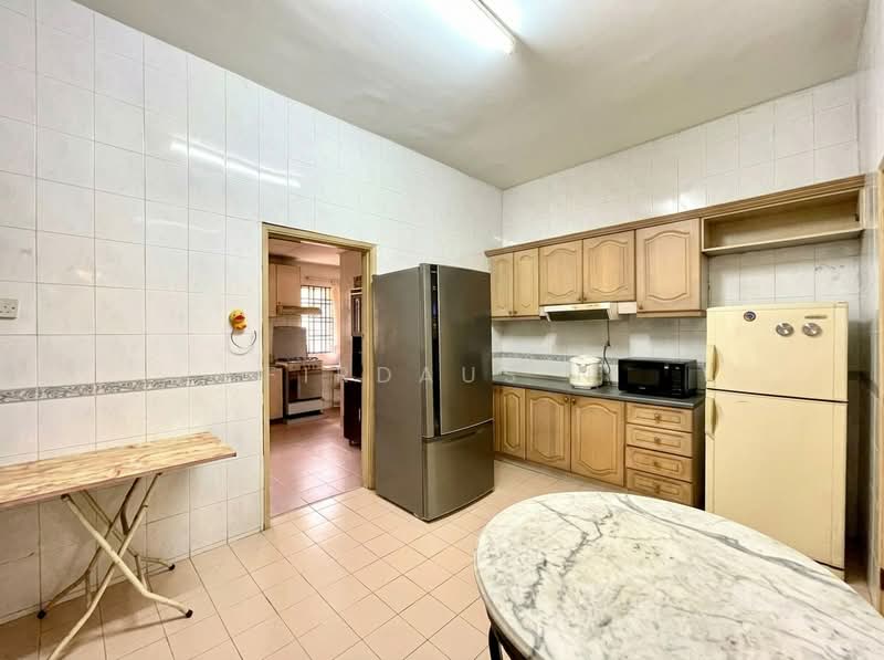 Rumah Teres 2-Tingkat untuk Dijual di Bukit Jelutong (Shah Alam) - Firdaus N - Kitchen - PropertyGuru.com.my