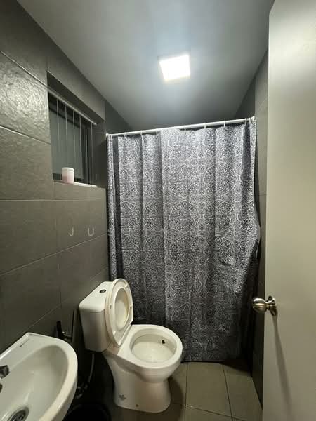 Condominium for Rent at Sky Awani Residensi 4 - Justin Lee - Bathroom - PropertyGuru.com.my