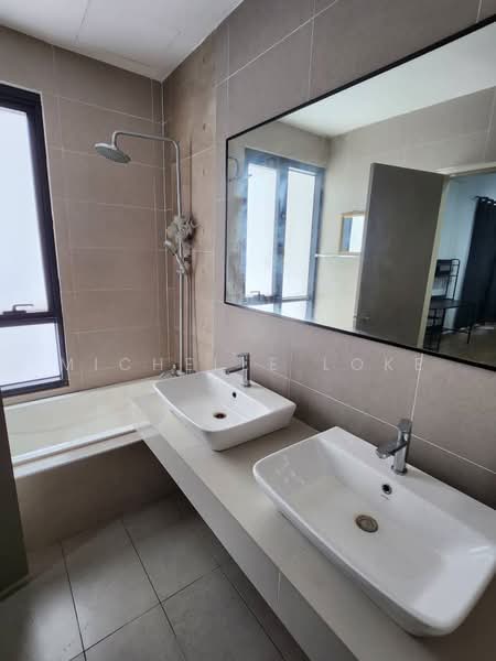 Service Residence for Rent at Zeta @ One South - Michelle Loke - Bathroom - PropertyGuru.com.my