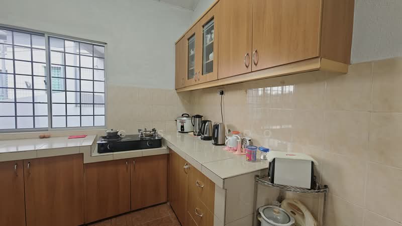 2-storey Terraced House for Sale in Taman Bukit Maluri (Kepong) - Casey Loo - Kitchen - PropertyGuru.com.my