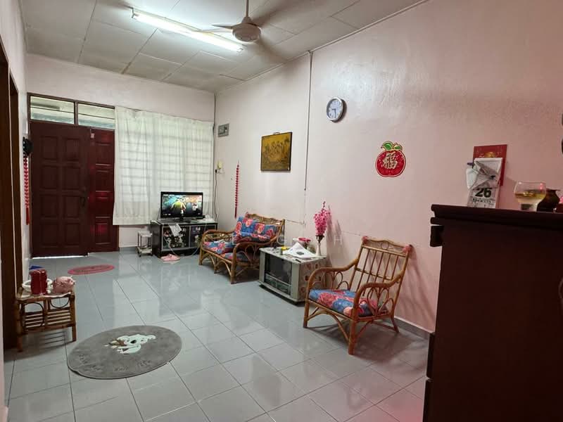 Rumah Teres 1-Tingkat untuk Dijual di Simpang Empat (Kedah) - CE Goh - Living Room - PropertyGuru.com.my