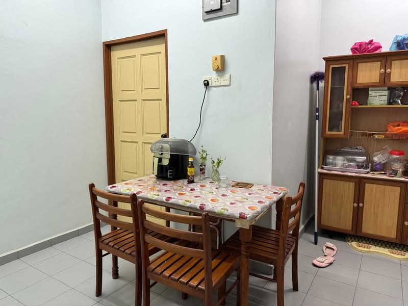 Rumah Teres 1-Tingkat untuk Dijual di Simpang Empat (Kedah) - CE Goh - Dining Room - PropertyGuru.com.my
