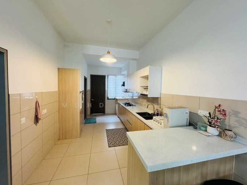 Terraced House for Sale in Elmina (Shah Alam) - Mohd Fadzli - Kitchen - PropertyGuru.com.my