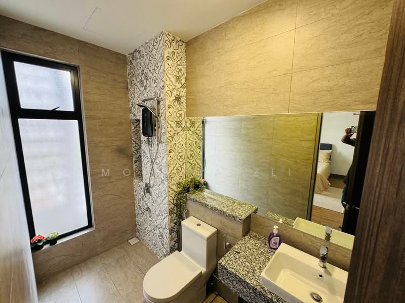 Terraced House for Sale in Elmina (Shah Alam) - Mohd Fadzli - Bathroom - PropertyGuru.com.my