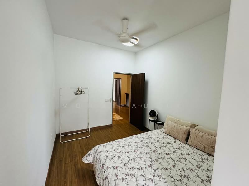 Terraced House for Sale in Elmina (Shah Alam) - Mohd Fadzli - Bedroom - PropertyGuru.com.my