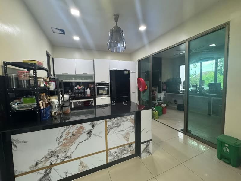 Cluster House for Sale in Taman Austin Heights (Tebrau) - Carson . - Kitchen - PropertyGuru.com.my