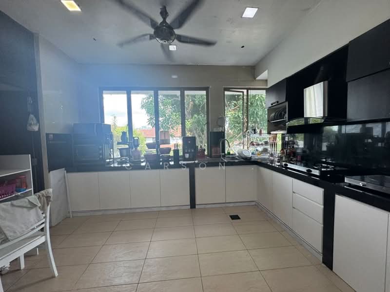 Cluster House for Sale in Taman Austin Heights (Tebrau) - Carson . - Kitchen - PropertyGuru.com.my