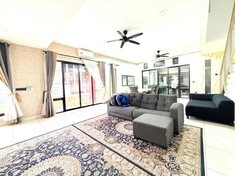 Rumah Teres 2-Tingkat untuk Dijual di Elmina (Shah Alam) - Syukor Hartanah - Living Room - PropertyGuru.com.my