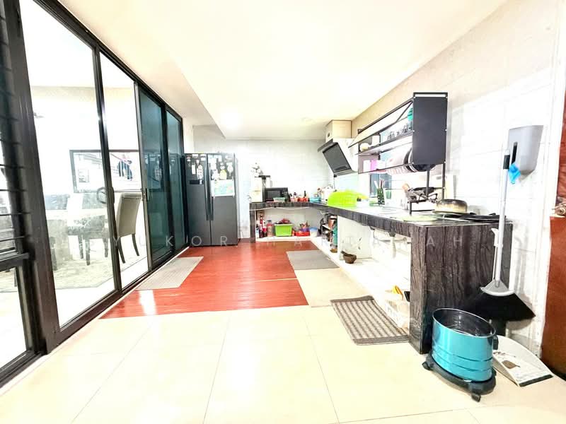 Rumah Teres 2-Tingkat untuk Dijual di Elmina (Shah Alam) - Syukor Hartanah - Kitchen - PropertyGuru.com.my