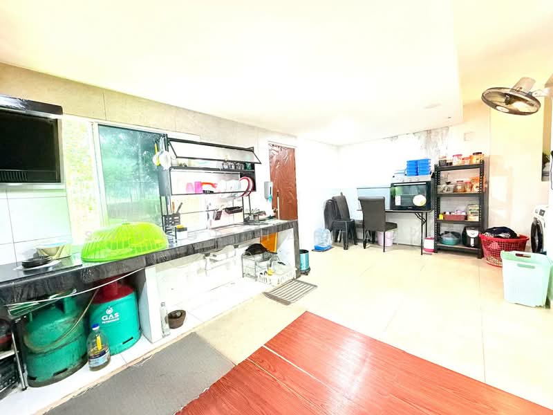 Rumah Teres 2-Tingkat untuk Dijual di Elmina (Shah Alam) - Syukor Hartanah - Kitchen - PropertyGuru.com.my