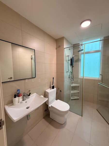 Kondominium untuk Disewa di Ferringhi Residence 2 - Elson Dee - Bathroom - PropertyGuru.com.my