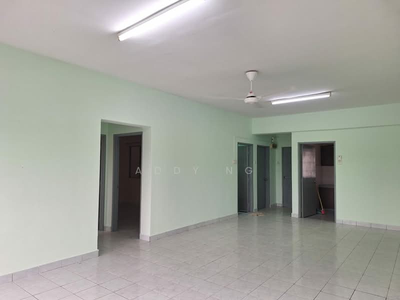 Condominium for Sale at Seri Cendekia - Addy Ng - Living Room - PropertyGuru.com.my