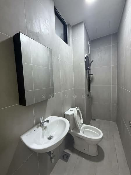 Kediaman Servis untuk Dijual di Space Residency - SY Ngo - Bathroom - PropertyGuru.com.my