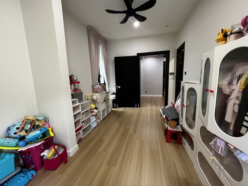 Semi-Detached House for Sale in Taman Prima Impian (Segambut) - Sean Hui - Corridor - PropertyGuru.com.my
