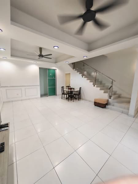 2-storey Terraced House for Sale in Bandar Dato Onn (Tebrau) - Carson . - Living Room - PropertyGuru.com.my