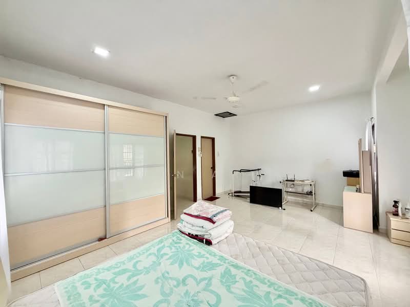 2-storey Terraced House for Sale in Bandar Nusa Rhu (Shah Alam) - Azman Ahmad - PropertyGuru.com.my
