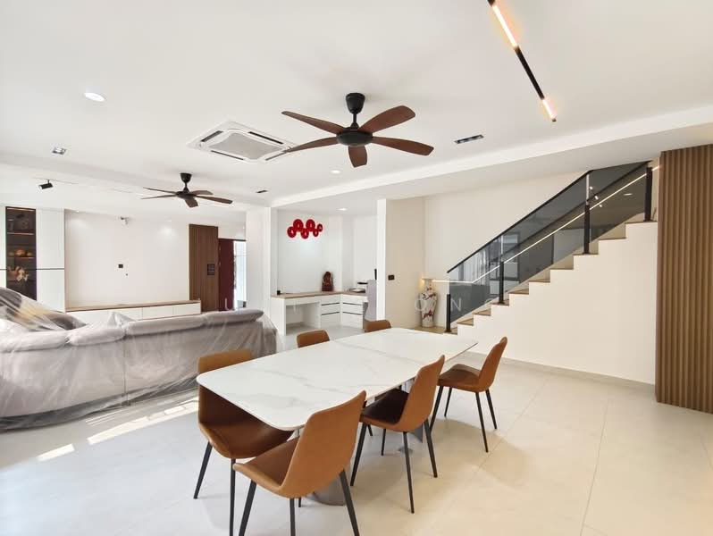Semi-Detached House for Sale in Kota Emerald (Rawang) - Junior Ong - Living Room - PropertyGuru.com.my