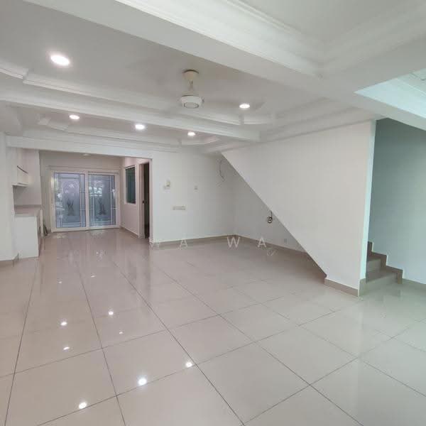 Rumah Teres 2-Tingkat untuk Dijual di Taman Puchong Indah (Puchong) - Wa Wa Liew - Living Room - PropertyGuru.com.my