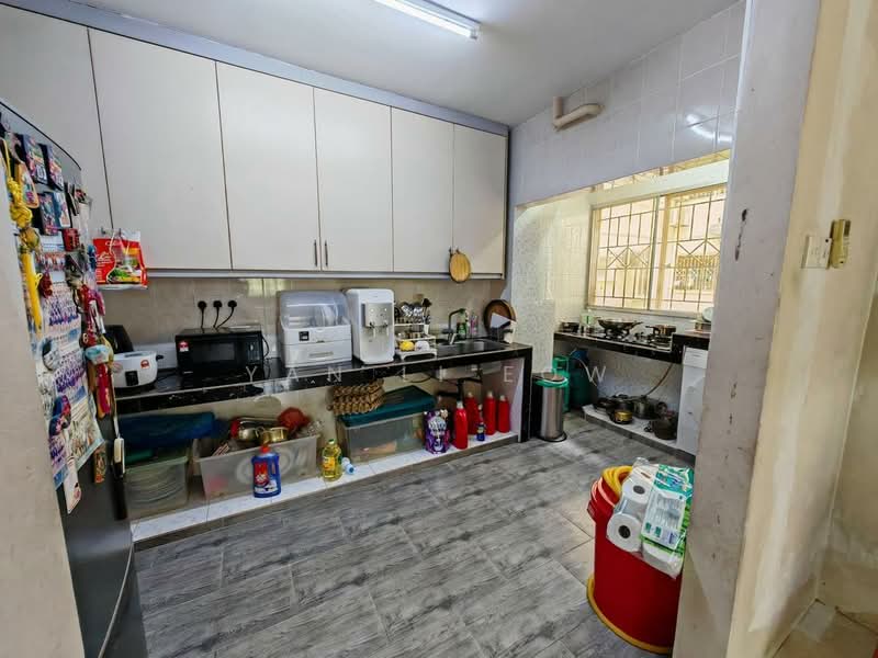 Apartment for Sale at Sri Pinang Apartment - Yan Li Eow - Kitchen - PropertyGuru.com.my