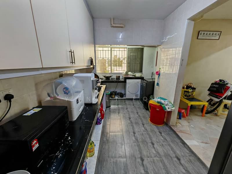 Apartment for Sale at Sri Pinang Apartment - Yan Li Eow - Kitchen - PropertyGuru.com.my
