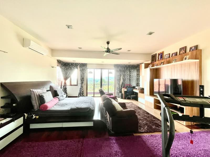 Bungalow House untuk Dijual di Shah Alam (Selangor) - Firdaus N - Master Bedroom - PropertyGuru.com.my