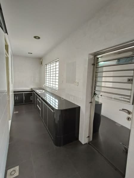 Rumah Teres 2-Tingkat untuk Disewa di Johor Bahru (Johor) - Shieh Long Chen - Kitchen - PropertyGuru.com.my