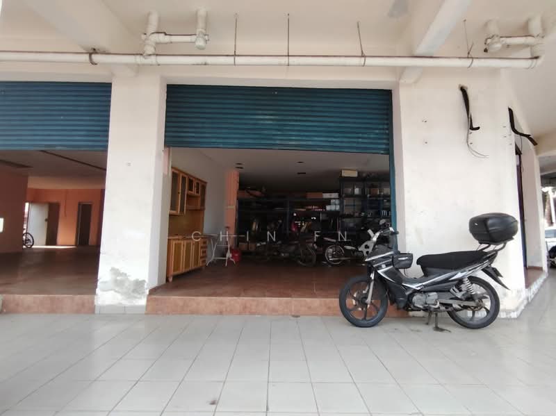 Kedai untuk Disewa di Taman Seri Bayan (Durian Tunggal) - CHIN FN - Exterior - PropertyGuru.com.my