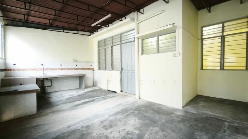 Rumah Teres 2-Tingkat untuk Dijual di Taman Mewah Bercham (Ipoh) - Daniel Chee - Wet Kitchen - PropertyGuru.com.my