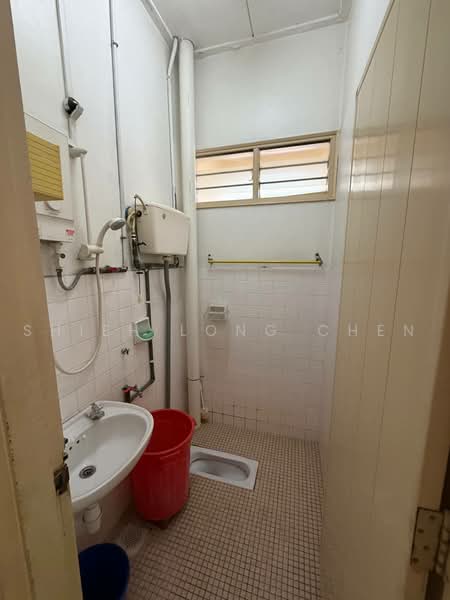 1-storey Terraced House for Sale in Perling (Johor) - Shieh Long Chen - Bathroom - PropertyGuru.com.my