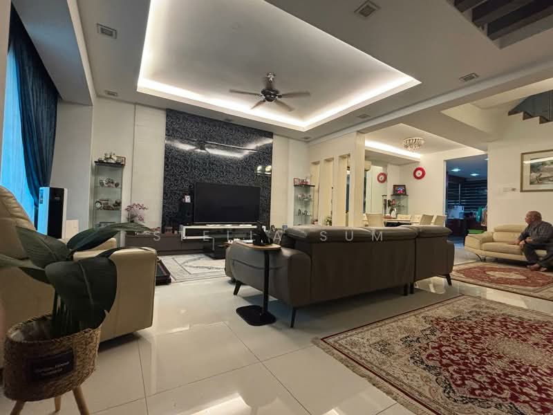 Rumah Teres 2.5-Tingkat untuk Dijual di Putra Heights (Subang Jaya) - Stella Sum - Living Room - PropertyGuru.com.my