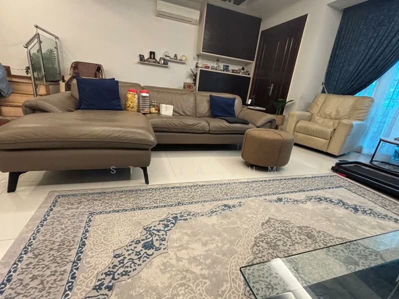 Rumah Teres 2.5-Tingkat untuk Dijual di Putra Heights (Subang Jaya) - Stella Sum - Living Room - PropertyGuru.com.my
