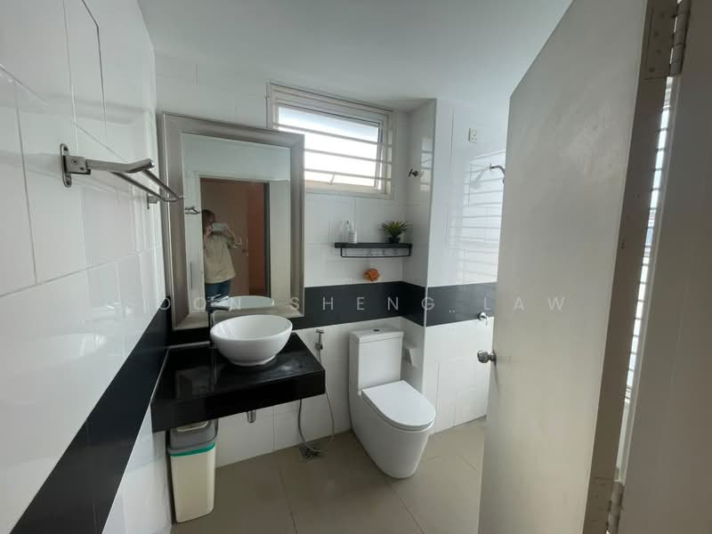 Rumah Teres 3-Tingkat untuk Dijual di Taman Nadayu 92 (Kajang) - Soon Sheng Law - Bathroom - PropertyGuru.com.my