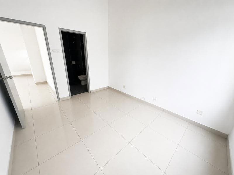 Semi-Detached House for Sale in Bandar Seri Coalfields (Sungai Buloh) - Lucas Loh - Interior - PropertyGuru.com.my
