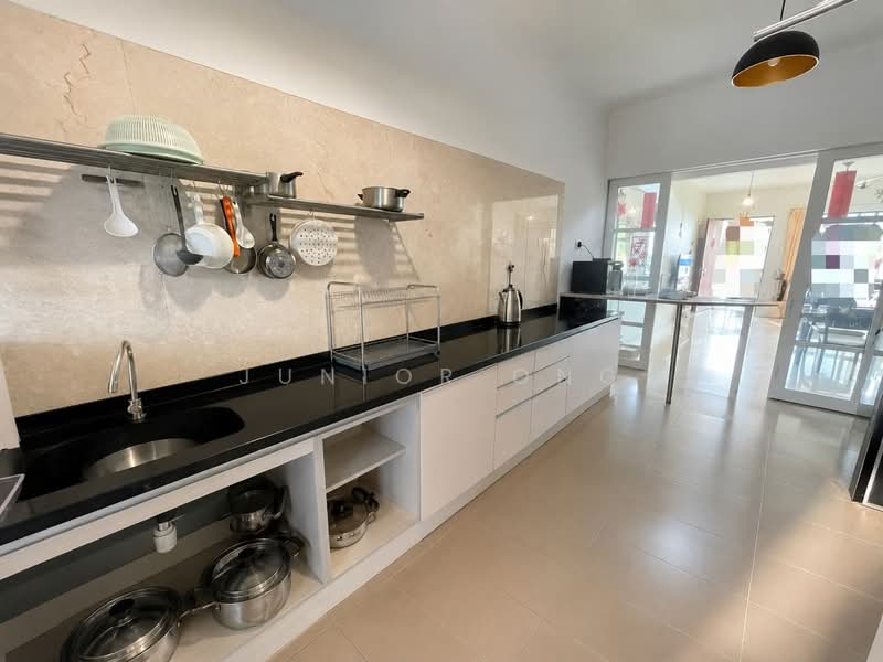 2-storey Terraced House for Sale in Bandar Tasik Puteri (Rawang) - Junior Ong - Kitchen - PropertyGuru.com.my