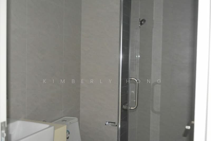 Kondominium untuk Dijual di Vivo Residential Suites - Kimberly Hong - Bathroom - PropertyGuru.com.my