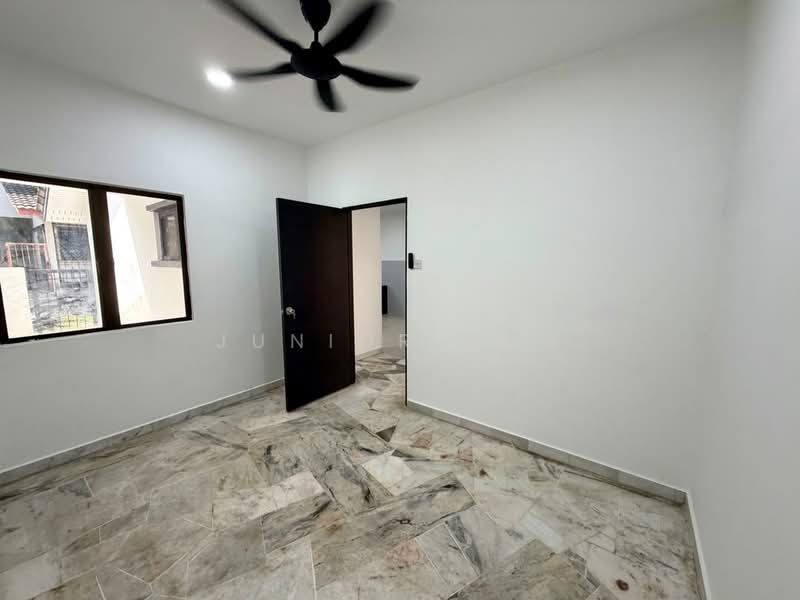 2-storey Terraced House for Sale in Bandar Country Homes (Rawang) - Junior Ong - Interior - PropertyGuru.com.my