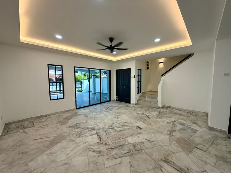 2-storey Terraced House for Sale in Bandar Country Homes (Rawang) - Junior Ong - Living Room - PropertyGuru.com.my