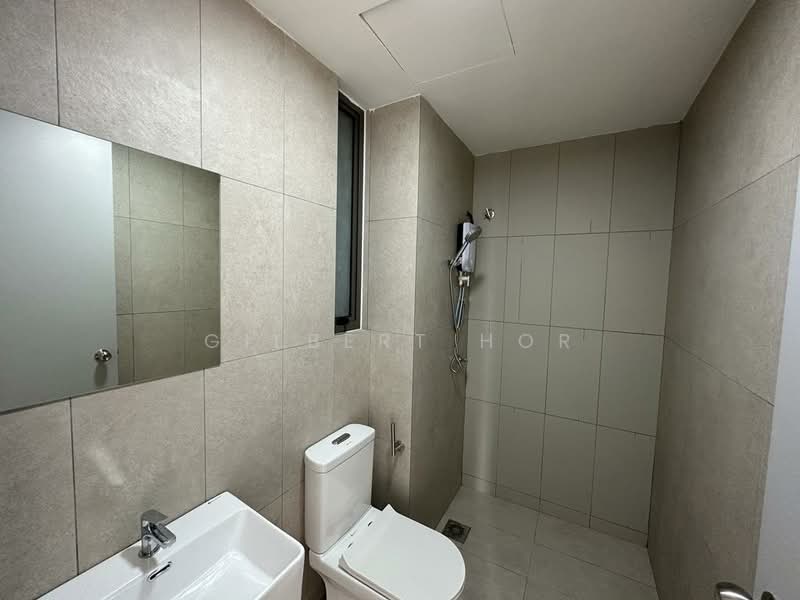 Kediaman Servis untuk Disewa di Kenwingston Platz - Gilbert Hor - Bathroom - PropertyGuru.com.my