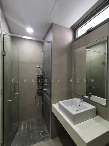 Kondominium untuk Dijual di Vivo Residential Suites - Kimberly Hong - Bathroom - PropertyGuru.com.my