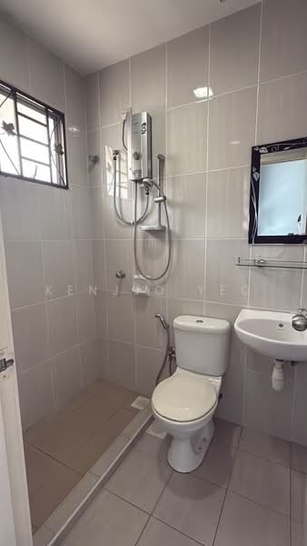 Rumah Teres 2-Tingkat untuk Dijual di Kemuning Utama (Shah Alam) - Kenjjo Yeo - Bathroom - PropertyGuru.com.my