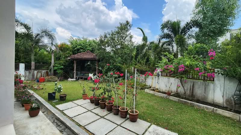 Bungalow House untuk Dijual di Taman Sungai Jelok (Kajang) - Valerie Tang - Garden - PropertyGuru.com.my