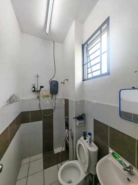2-storey Terraced House for Sale in Bukit Indah (Iskandar Puteri (Nusajaya)) - Karl Lim - Bathroom - PropertyGuru.com.my